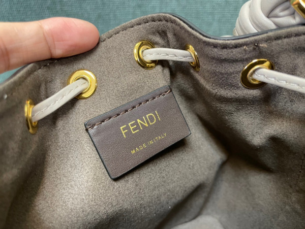 F**di mon tresor-12*18*10cm