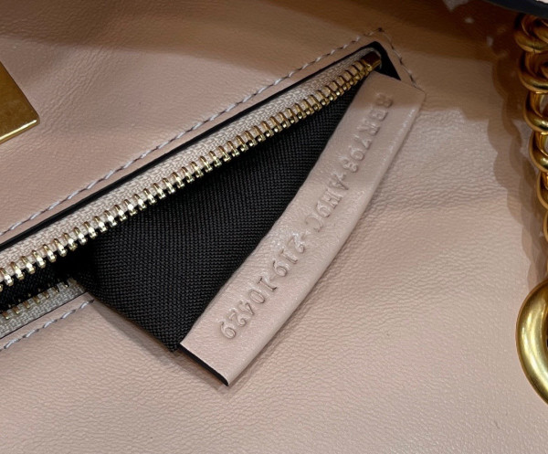 F**di baguette chain midi 397b98-24*14*7cm