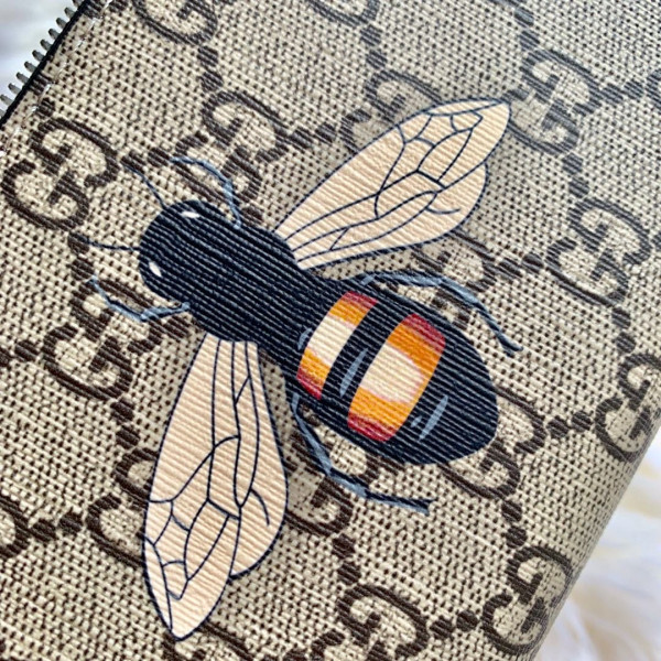 G*u*i bee print gg zip around wallet