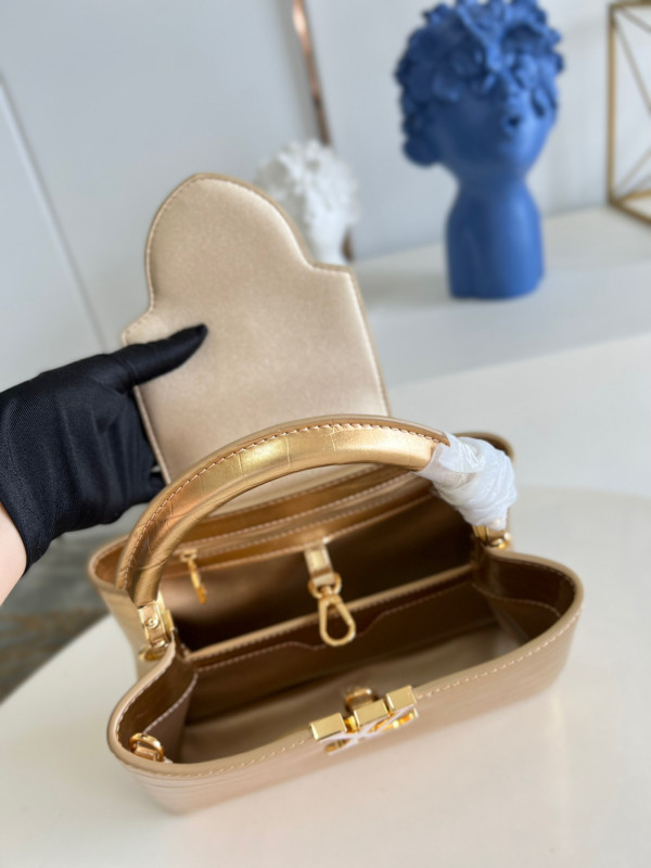 l0*is V*t0n capucines bb