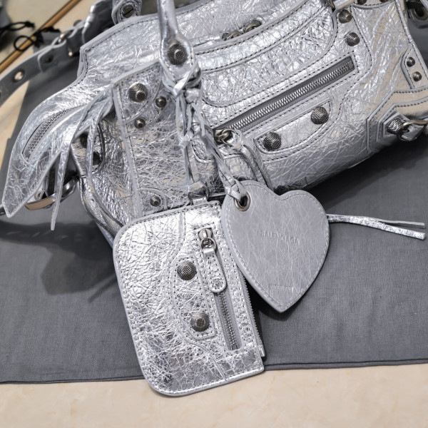 Ba*len*cia*ga neo cagole xs handbag