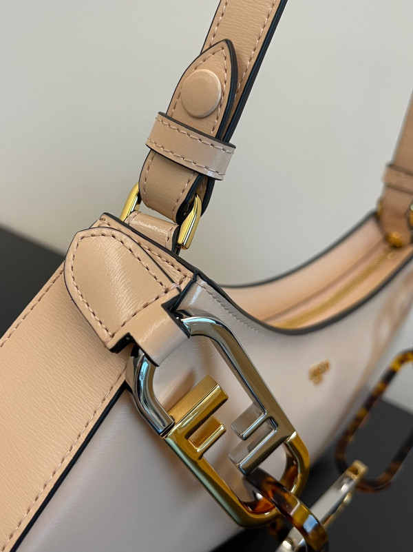 F**di o’lock swing