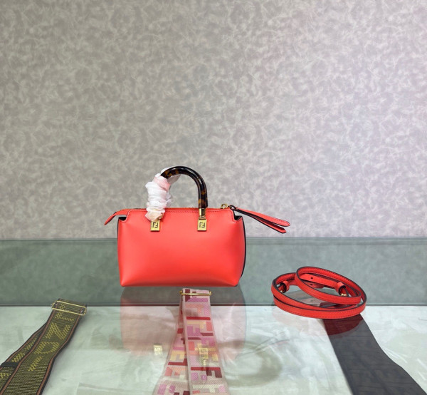 F**di by the way mini-12-9-20.5cm