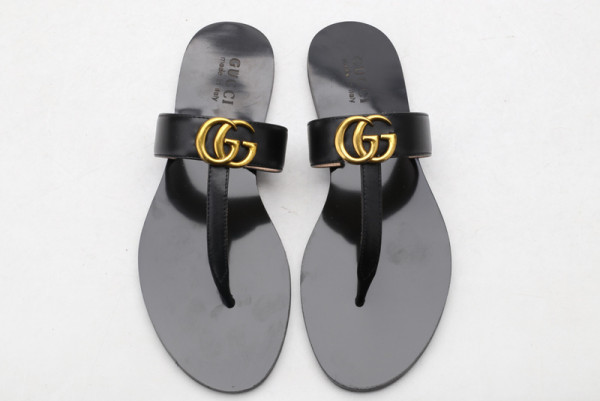 G*u*i leather thong sandal with double g