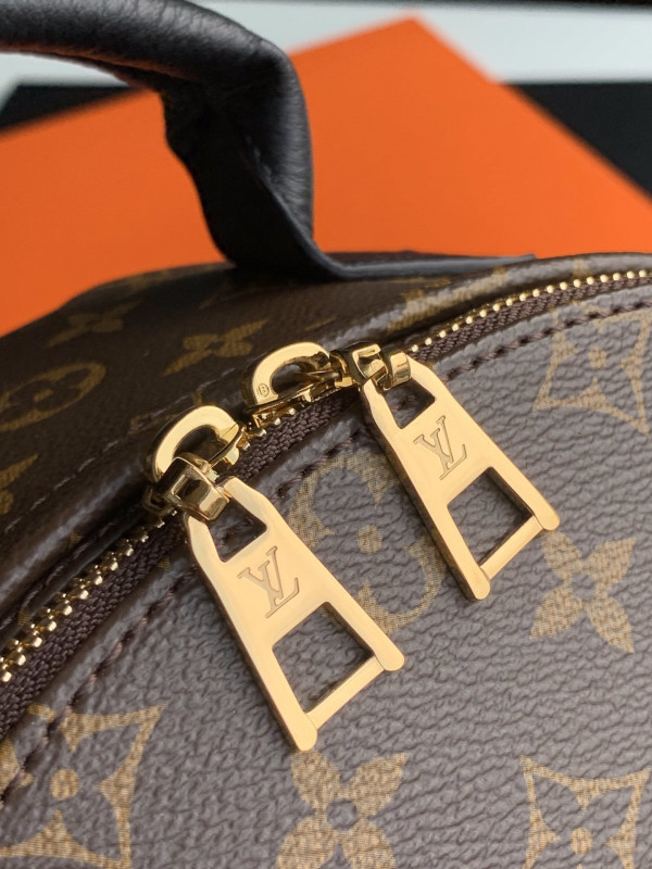 l0*is V*t0n palm springs pm new edition