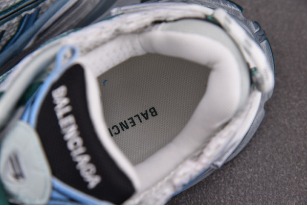 Ba*len*cia*ga runner