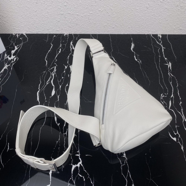 Pra*a cross leather bag