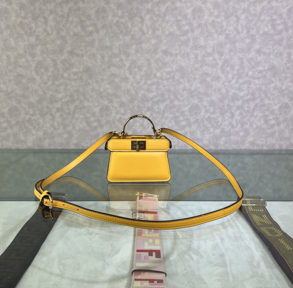 F**di nano peekaboo maxi handle