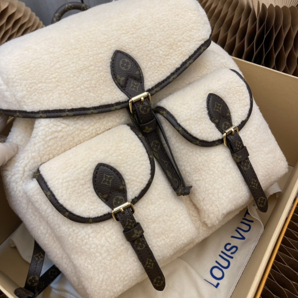 l0*is V*t0n ski backpack