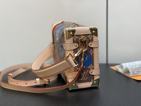 l0*is V*t0n side trunk pm-21*14*6cm