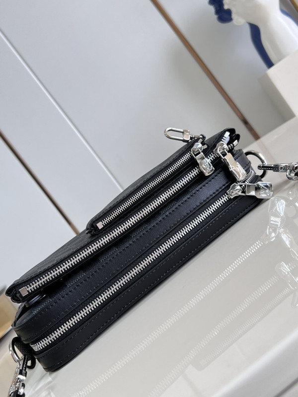 l0*is V*t0n trio messenger