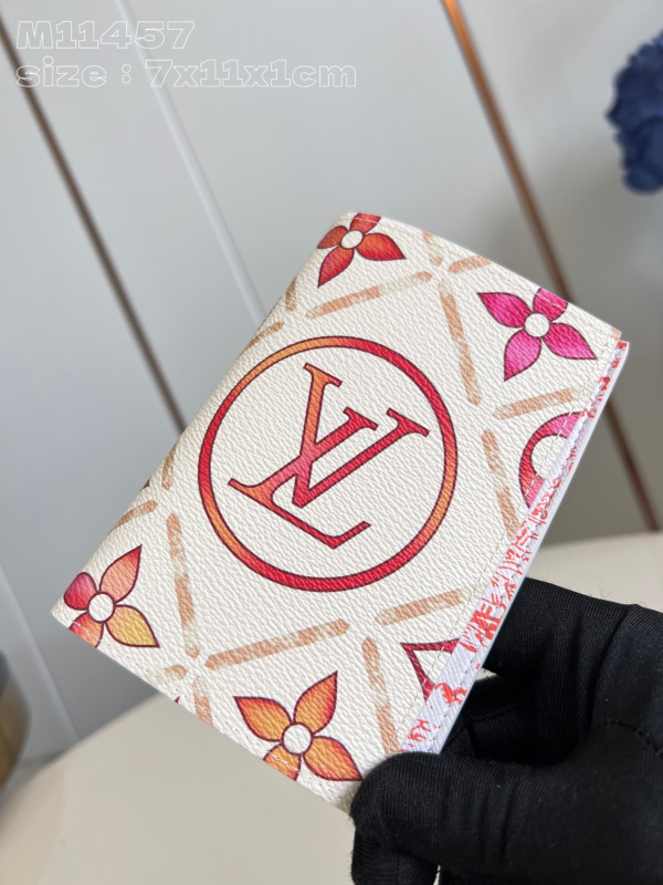 l0*is V*t0n pocket organizer-7.5*11.1*1 cm