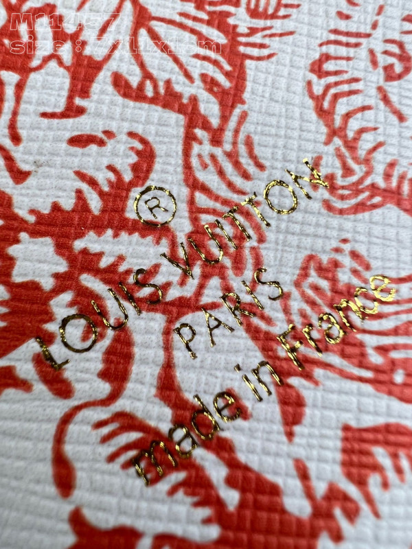 l0*is V*t0n pocket organizer-7.5*11.1*1 cm