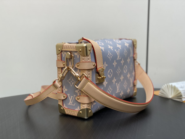 l0*is V*t0n side trunk pm-18*12.5*8cm