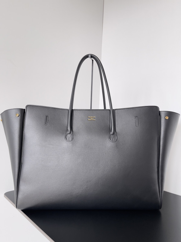 Ba*len*cia*ga bel air xl carry all bag