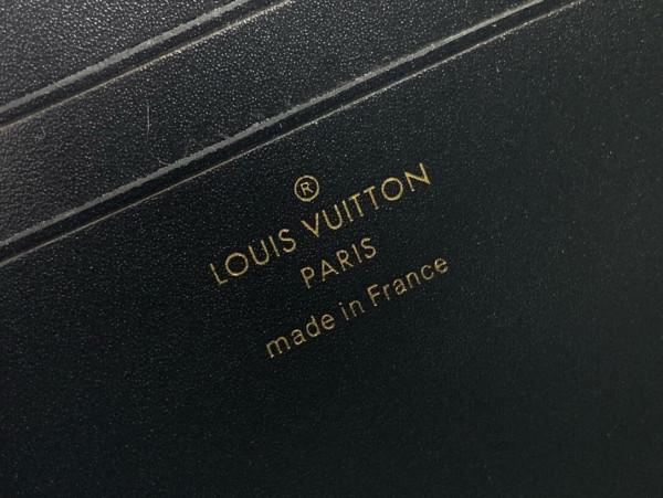 l0*is V*t0n wallet on chain capucines