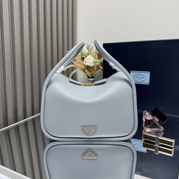 Pra*a darling leather handbag